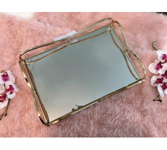 سینی مستطیل سایز متوسط ساخت چین آب طلا خورده رنگ ثابت