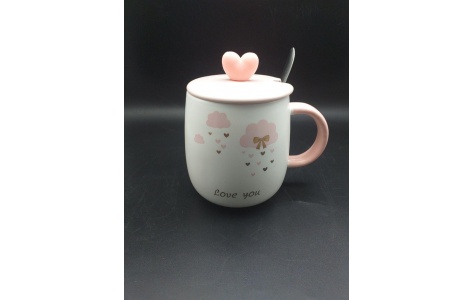 ماگ سرامیکی درب قلبی قاشق دار